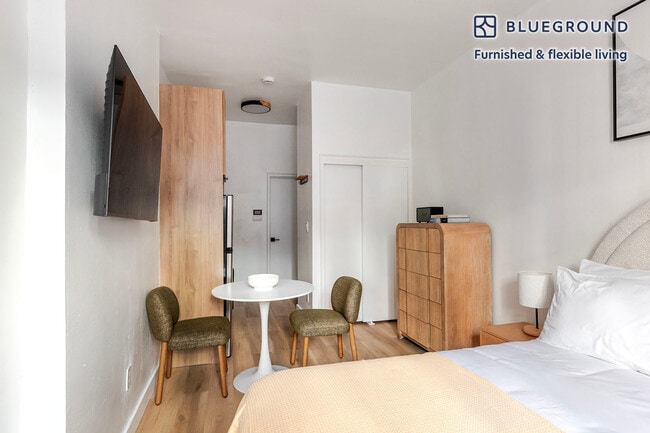 Photo - 216 E 13th St Unit FL1-ID2162