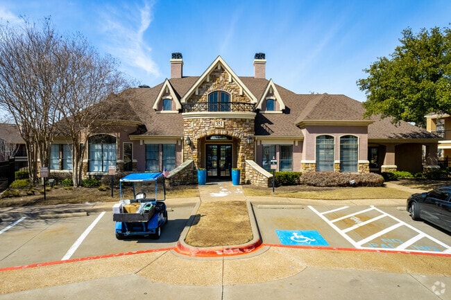 Leasing Office - Villas of Vista Ridge