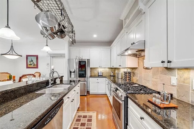 Photo - 5522 Larkin St Unit ID1056420P