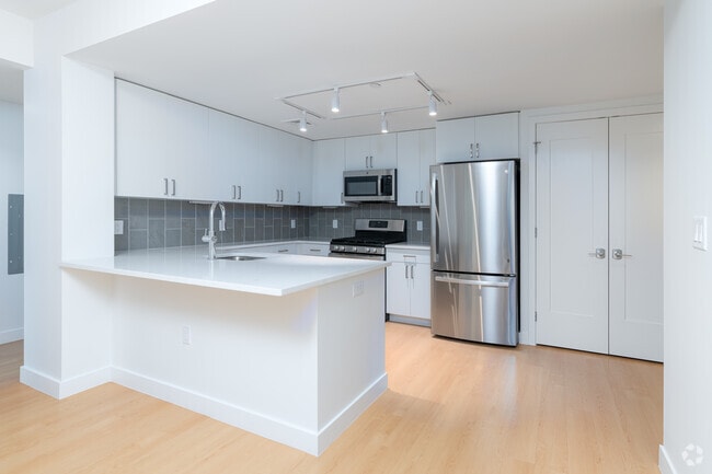 Interior Photo - 605 Concord at Fresh Pond