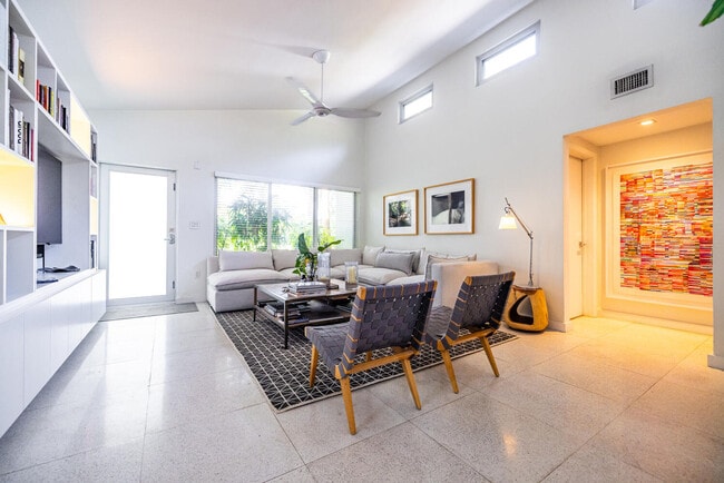 Photo - 420 NE 87th St Unit ID1290879P