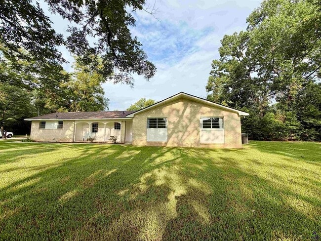 Photo - 533 Lake Joy Rd