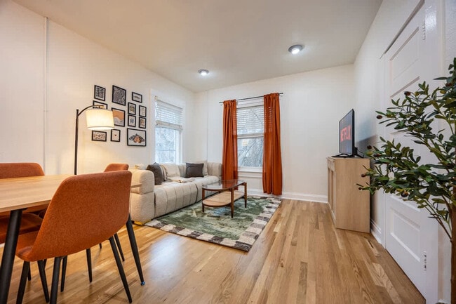 Building Photo - 2015 E 12th Ave Unit SI ID1367372P