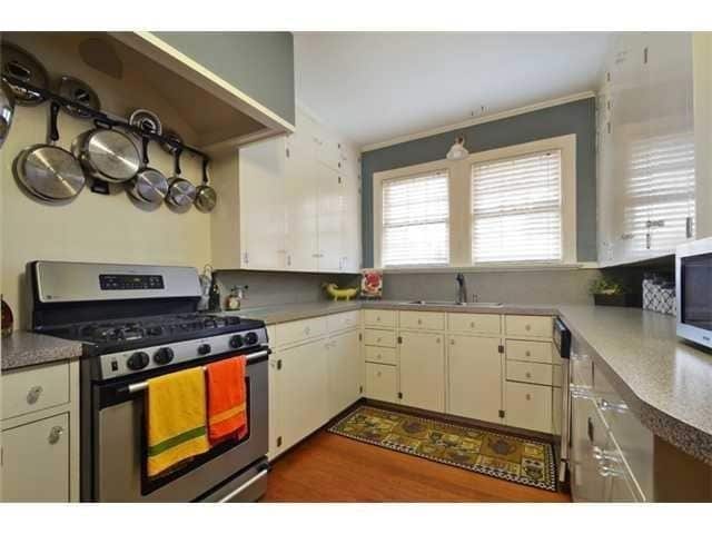 Photo - 909 E 38th 1/2 St