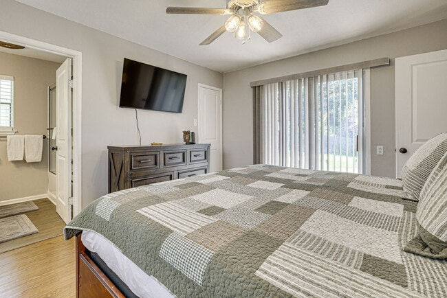 Photo - 6222 Madeleine Dr Unit SI ID1546069P