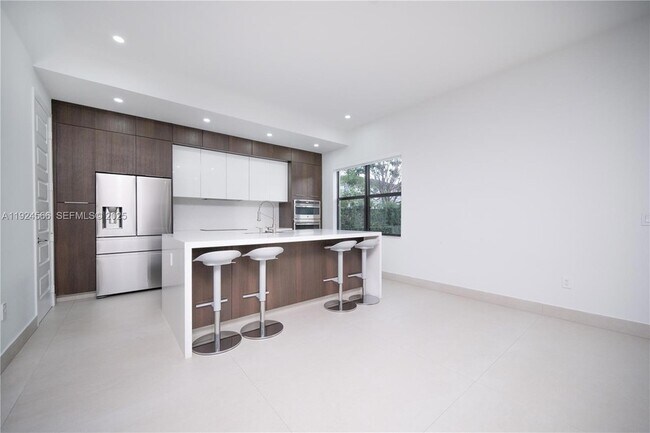 Photo - 8842 NW 161st Terrace