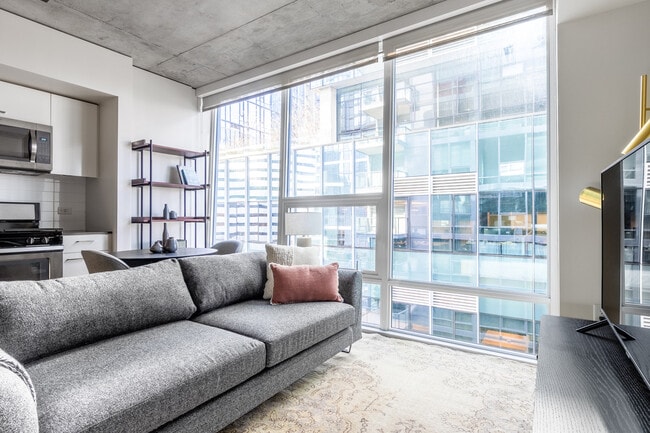 Building Photo - 1823 Minor Ave Unit FL9-ID996