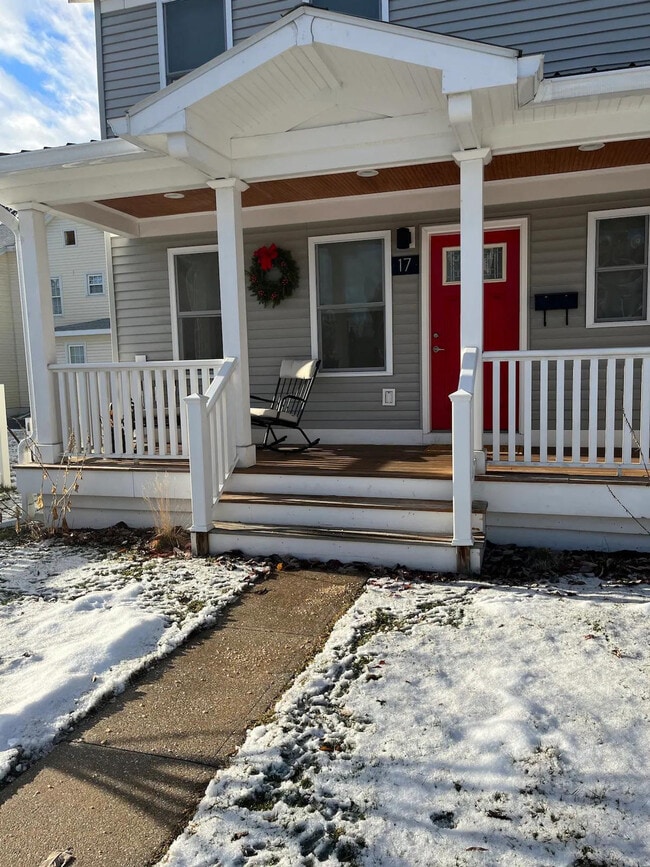 Photo - 99 W Circular St Unit ID1388803P