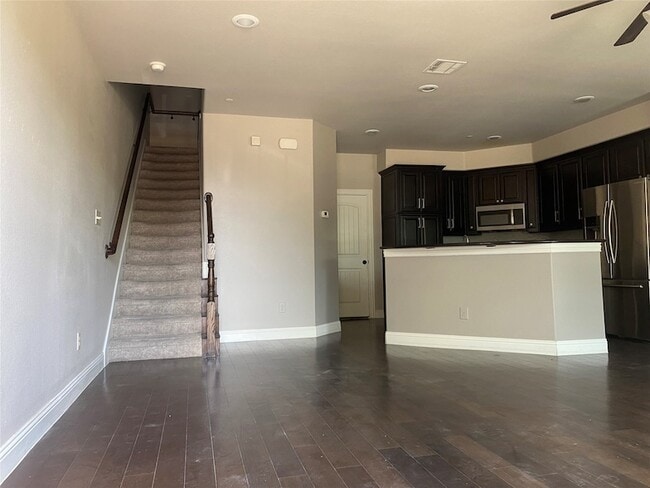 Photo - 4232 Charles St