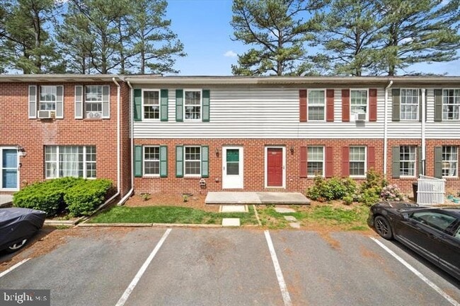 Building Photo - 228 Carroll Dr
