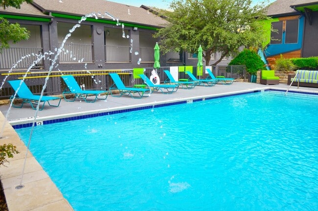 Photo - Ascent at Lake Worth