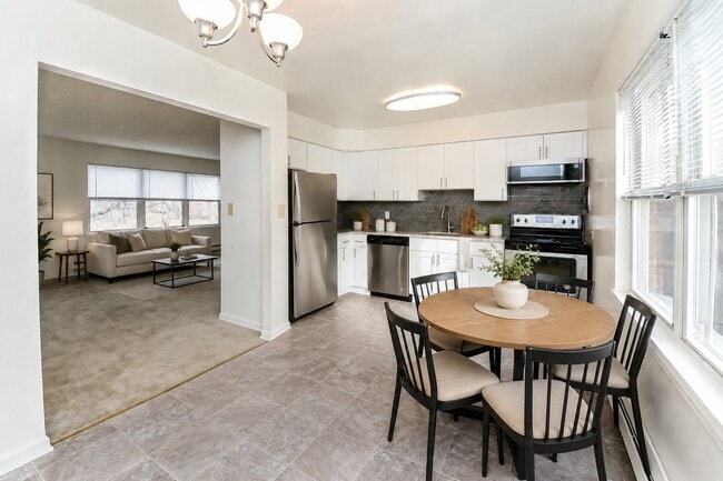 Photo - Eatoncrest Apartment Homes