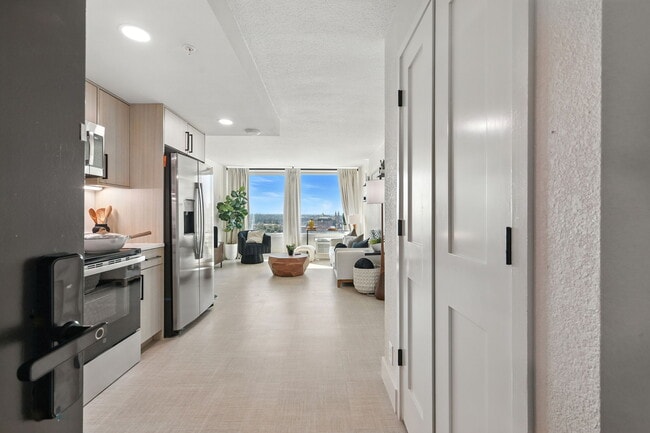 Photo - West 7th Apartments