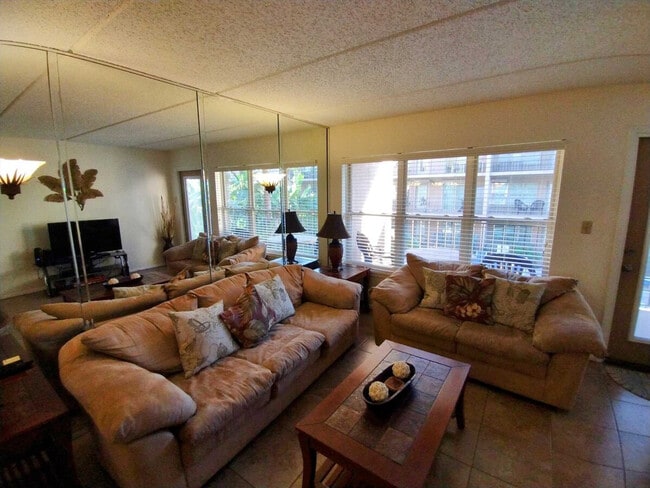 Building Photo - 2401 Gulf Blvd Unit SI ID1255593P