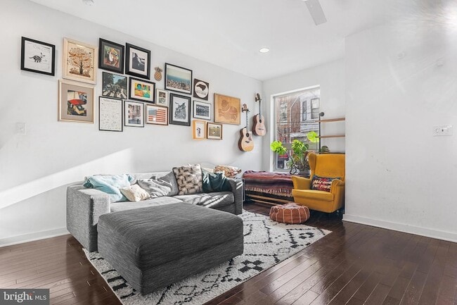 Photo - 2013 E York St