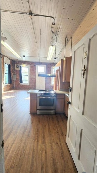 Photo - 2594 Front St Unit 5