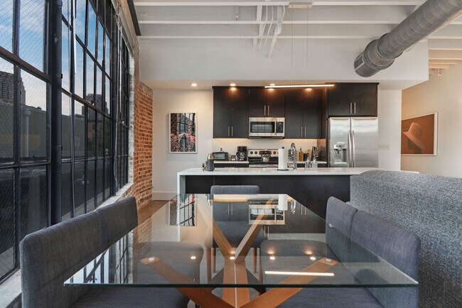 Photo - 822 Howard Ave Unit ID1272380P