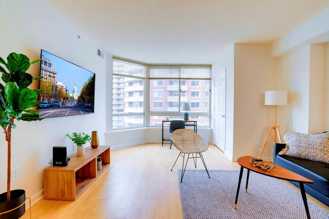 Photo - 901 N Pollard St Unit FL10-ID1022330P