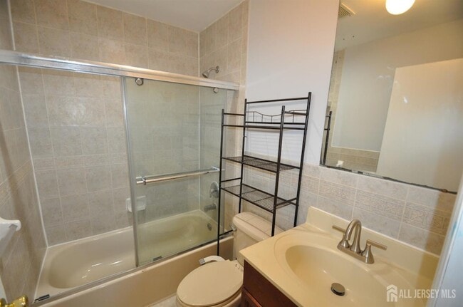 Photo - 1404 Edison Glen Terrace