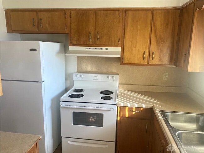 Photo - 2032 Emerson Ave Unit 2