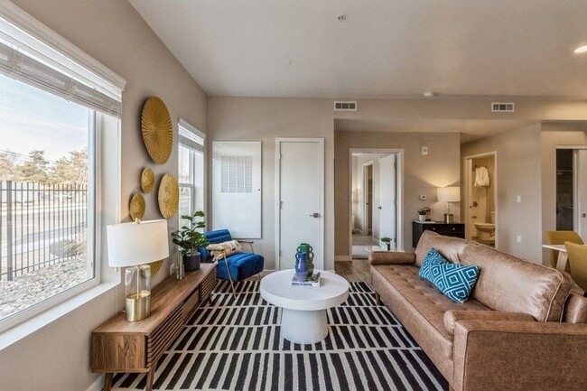 Photo - Parq Crossing Apartments