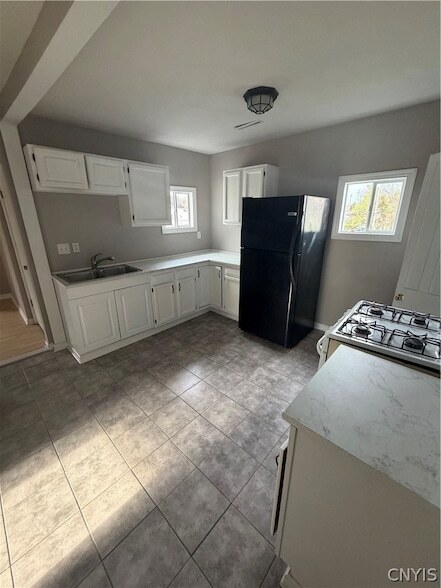 Photo - 214 Rowland St