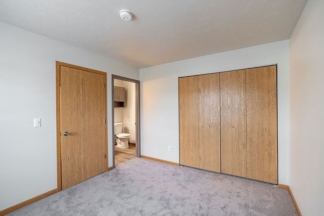 Photo - AUTUMN RIDGE APARTMENTS