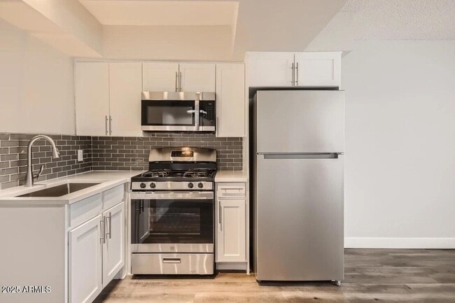 Photo - 1645 E Thomas Rd