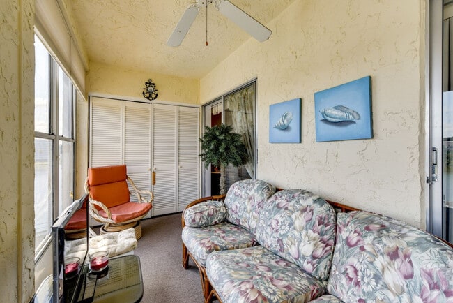 Photo - 3817 Lake Bayshore Dr Unit SI FL4-ID1583821P