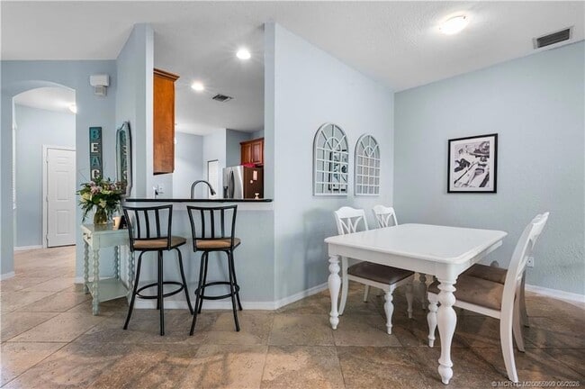 Photo - 1560 SE Wilshire Pl
