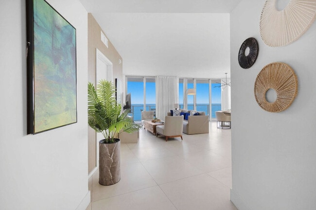 Building Photo - 4111 S Ocean Dr Unit ID1363908P