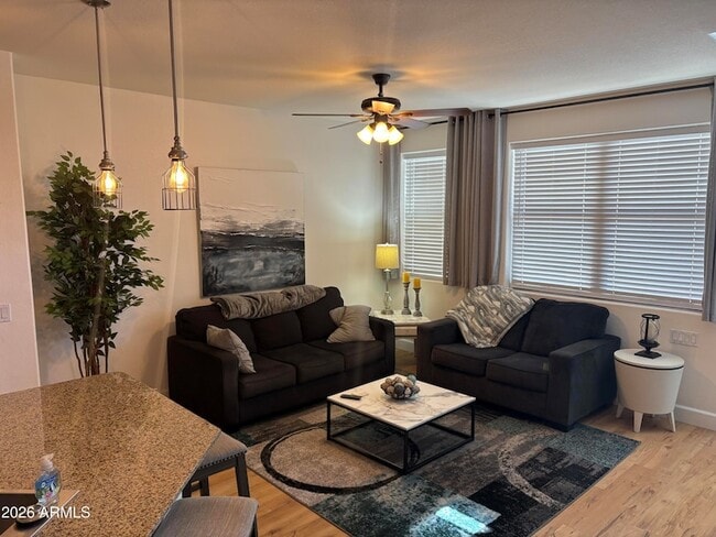 Photo - 123 N Washington St