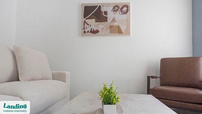 Building Photo - 2800 Milan Ct Unit 114.1412704