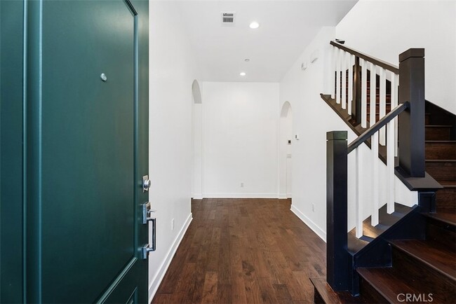 Photo - 123 Interval