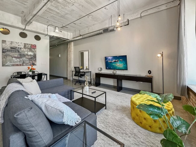 Photo - 500 S Ervay St Unit SI ID1055724P