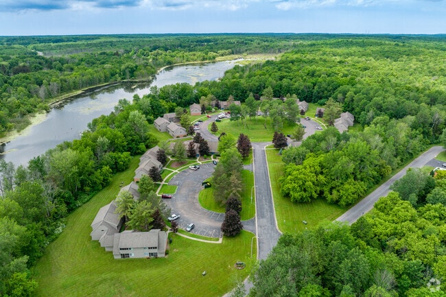 Aerial Map - Meadowbrook Estates - Meadowbrook Estates
