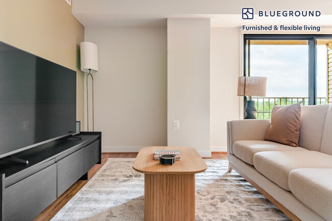 Photo - 2500 Clarendon Blvd Unit FL6-ID1128