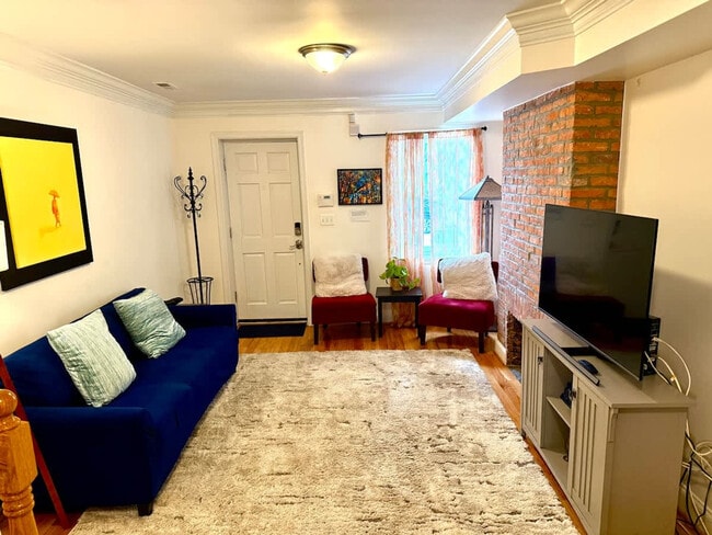 Building Photo - 519 S Chester St Unit SI ID1598522P