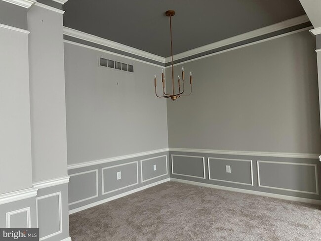 Photo - 355 Rockmeade Dr