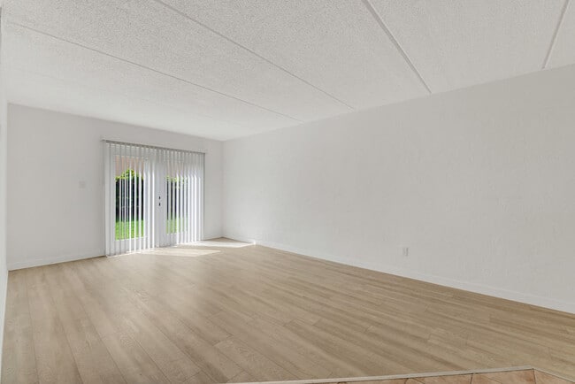 Photo - Riverside at South Daytona