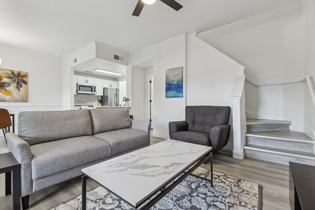 Building Photo - 875 W Pecos Rd Unit ID1047721P