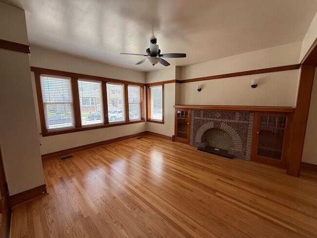 Photo - 2252 N Laramie Ave