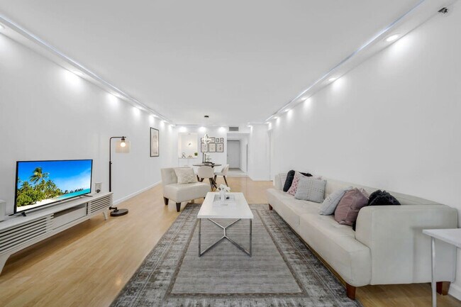 Photo - 1717 N Bayshore Dr Unit ID1054089P