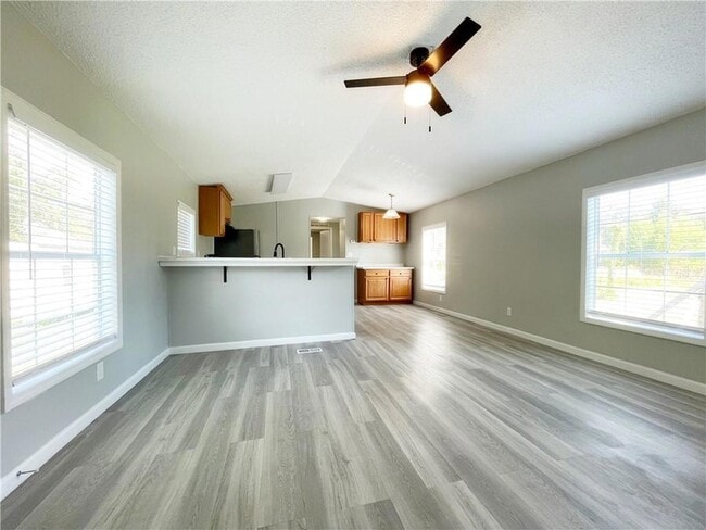 Photo - 566 Panther Dr