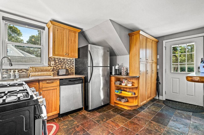 Photo - 146 Vassall St Unit SI FL2-ID1328027P