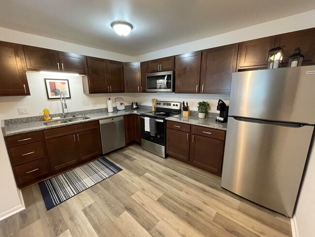 Photo - 1128 High Ave Unit ID1253102P