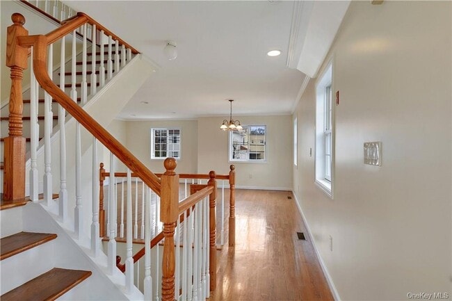 Photo - 5 Crosby Pl