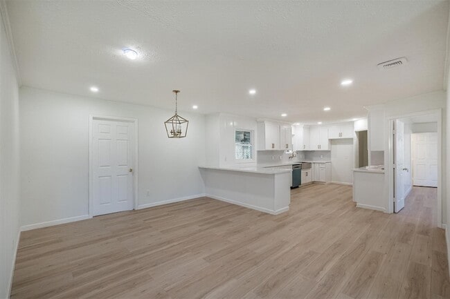 Photo - 9419 Campbell Rd