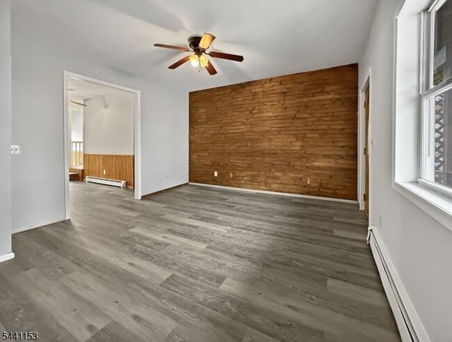 Photo - 249 Mercer St