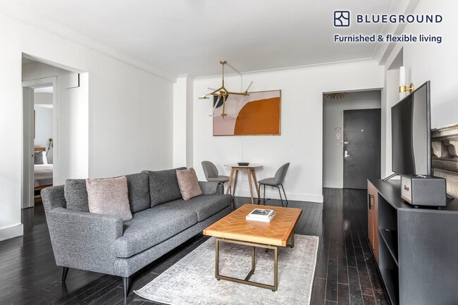 Photo - 15 W 55th St Unit FL5-ID1388